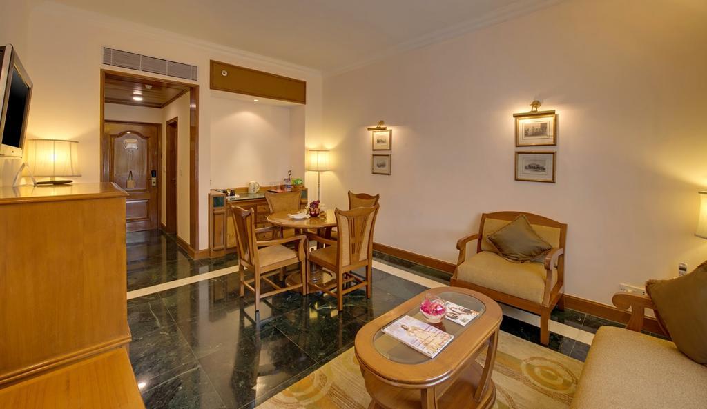 The Ummed Ahmedabad Airport Hotel Exterior photo