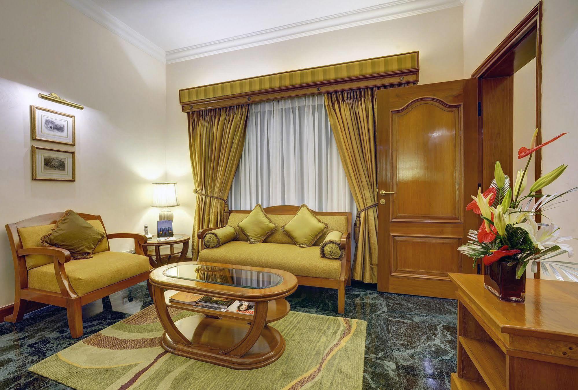 The Ummed Ahmedabad Airport Hotel Exterior photo