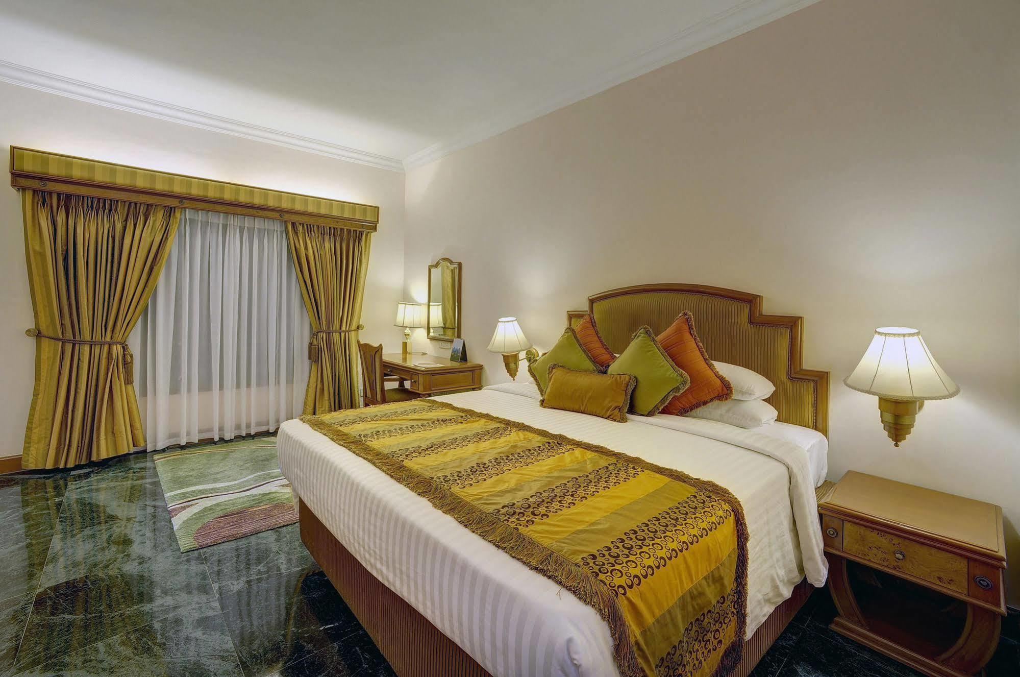 The Ummed Ahmedabad Airport Hotel Exterior photo