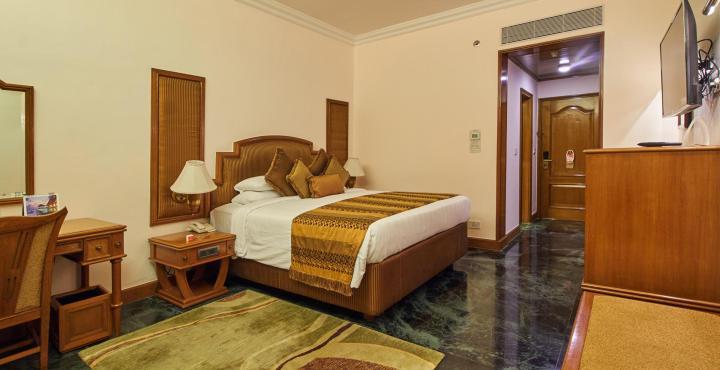 The Ummed Ahmedabad Airport Hotel Exterior photo
