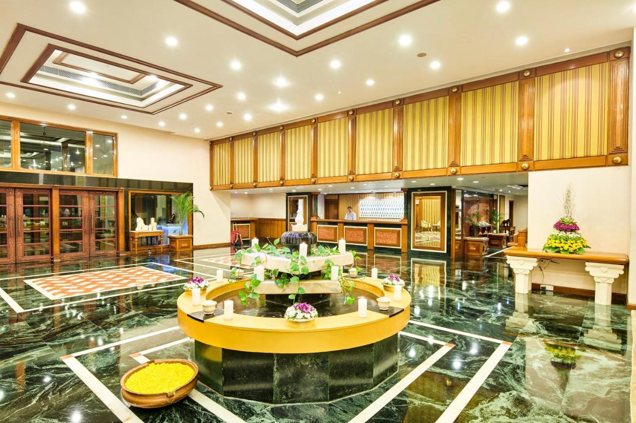 The Ummed Ahmedabad Airport Hotel Exterior photo